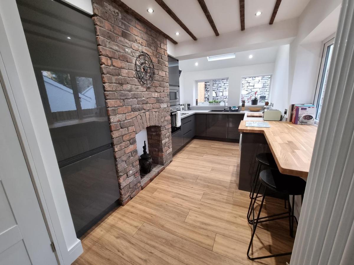 הוילה Abertillery Hill View מראה חיצוני תמונה